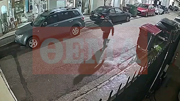 Συνελήφθη ο επιδειξίας του Περιστερίου