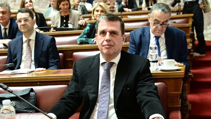 Όλα ξεκίνησαν μετά από το σχόλιο του βουλευτή της Πλεύσης Ελευθερίας ότι ο Ερντογάν ονειρεύεται διχοτόμηση της Κύπρου - Η δήλωση του Δημήτρη Καιρίδη μετά από την ένταση της Βουλής.
