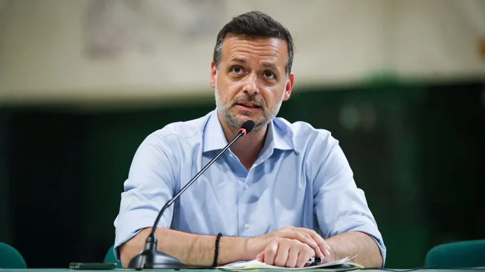Η Αθήνα έχει κανόνες και θα τους εφαρμόσουμε στο ακέραιο, τόνισε ο δήμαρχος Αθηναίων.