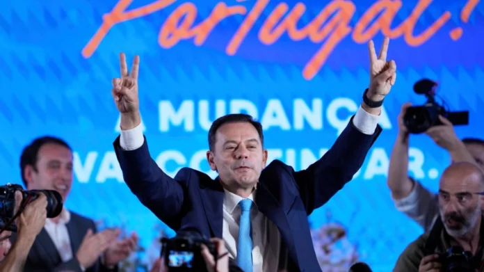 Θα κληθεί να αντιμετωπίσει κυρίως το ακροδεξιό κόμμα Chega, το οποίο αναδείχθηκε σε μεγαλύτερο κόμμα της αντιπολίτευσης με 60 έδρες.