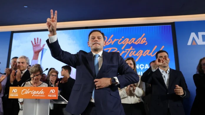 Ο ηγέτης των Σοσιαλιστών, ο Πέντρου Νούνου Σάντους, ανακοίνωσε την παραίτησή του μετά το αποτέλεσμα.