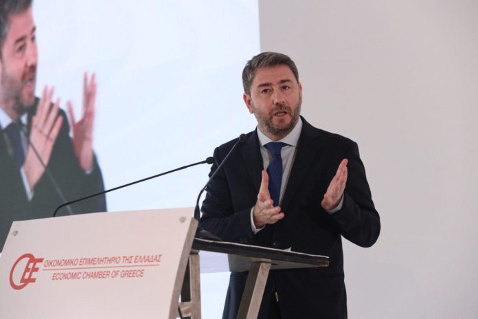 «Σε οποιοδήποτε άλλο ευρωπαϊκό κράτος θα είχε πέσει η κυβέρνηση για την έμμεση χρηματοδότηση», υπογράμμισε για τις σχέσεις ΝΔ - «Ομάδας Αλήθειας» και Blue Skies ο πρόεδρος του ΠΑΣΟΚ - ΚΙΝΑΛ Νίκος Ανδρουλάκης.