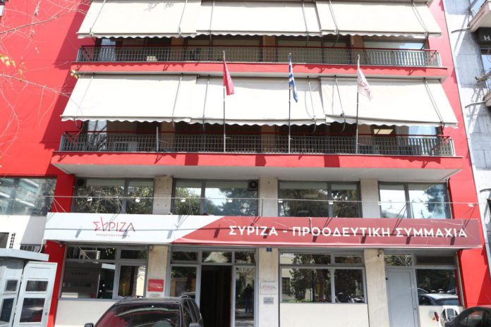 Ο ΣΥΡΙΖΑ σημειώνει ότι «η κυβέρνηση τηρεί πάγια στάση υποβάθμισης του Κυπριακού, αλλά και αφωνίας στις τουρκικές προκλήσεις».