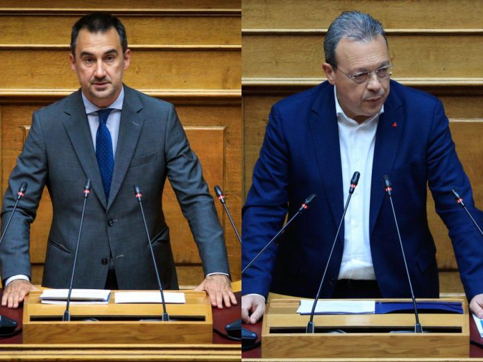 Οι πρόεδροι του ΣΥΡΙΖΑ – ΠΣ, Σωκράτης Φάμελλος και της Νεάς Αριστεράς, Αλέξης Χαρίτσης συναντήθηκαν σήμερα για να υπάρξει ανταλλαγή απόψεων για τη δικογραφία που έχει έρθει στη Βουλή.